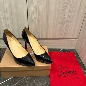 Christian Louboutin Shiny Black Pumps